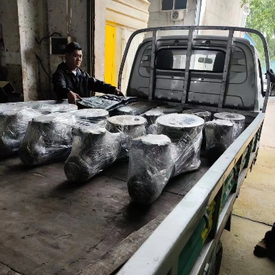 不銹鋼關(guān)風(fēng)機(jī)發(fā)貨中