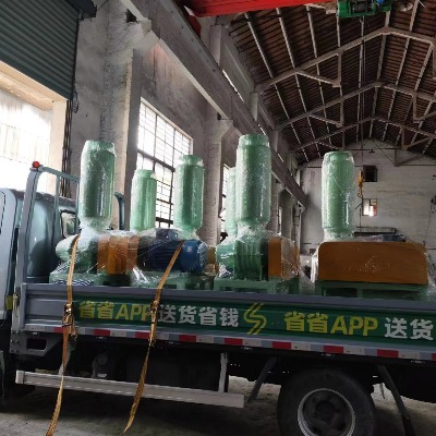 羅茨風(fēng)機(jī)發(fā)貨中
